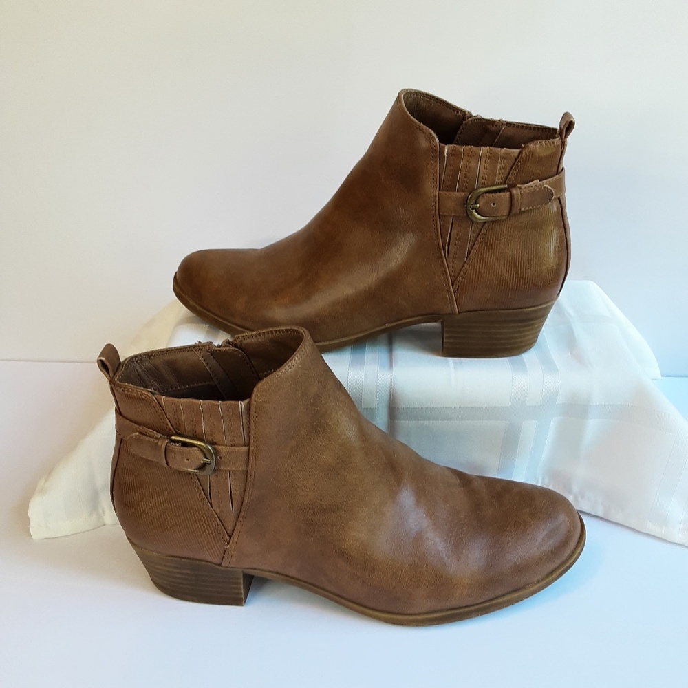 Kim Rogers Ankle Boot 9.5M Prima Bootie Oatmeal Light Brown Side Zip